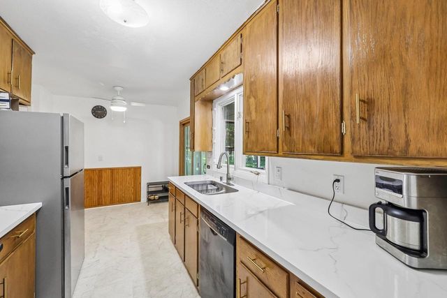 2 Carillon Drive, Madison, WI 53705