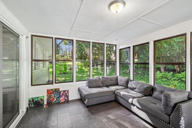 2 Carillon Drive, Madison, WI 53705