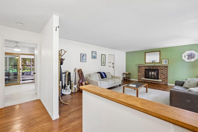 2 Carillon Drive, Madison, WI 53705