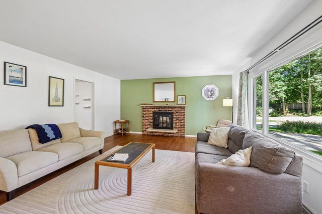 2 Carillon Drive, Madison, WI 53705