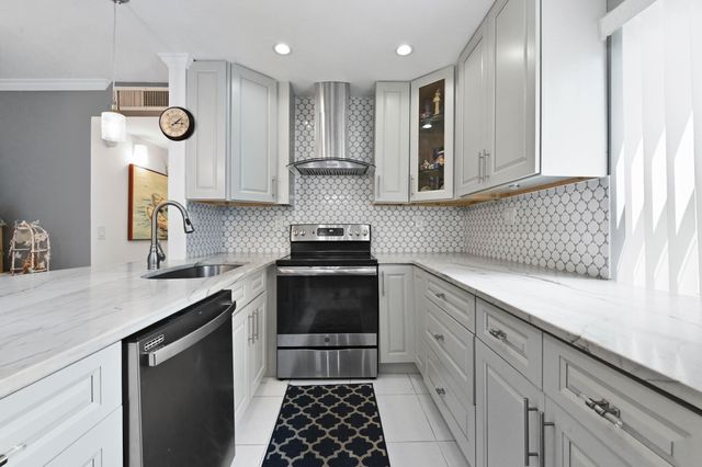 182 Piedmont D, Delray Beach, FL 33484