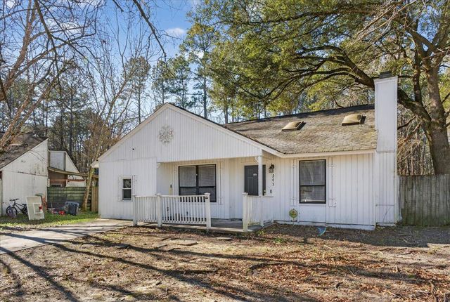 203 Tabby Creek Circle, Summerville, SC 29486