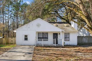 203 Tabby Creek Circle, Summerville, SC 29486