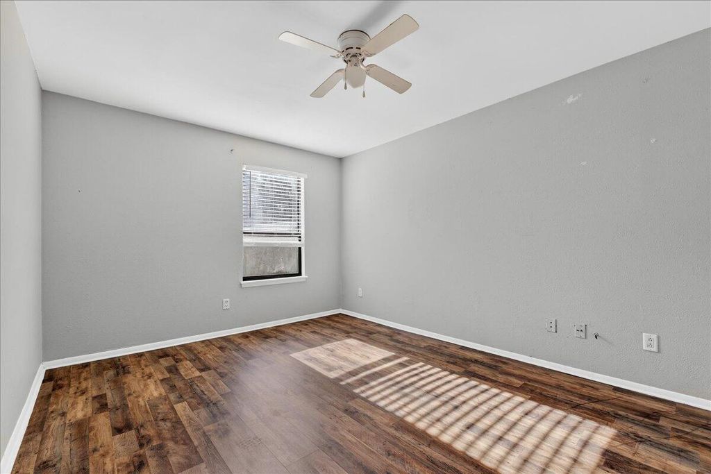 Image 16 of property listing at 203 Tabby Creek Circle, Summerville, SC 29486