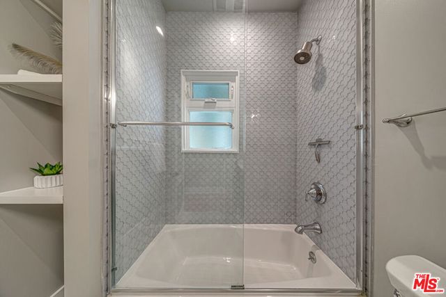 123 Wavecrest Avenue, Venice, CA 90291