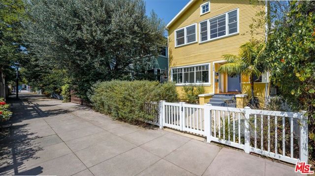 123 Wavecrest Avenue, Venice, CA 90291