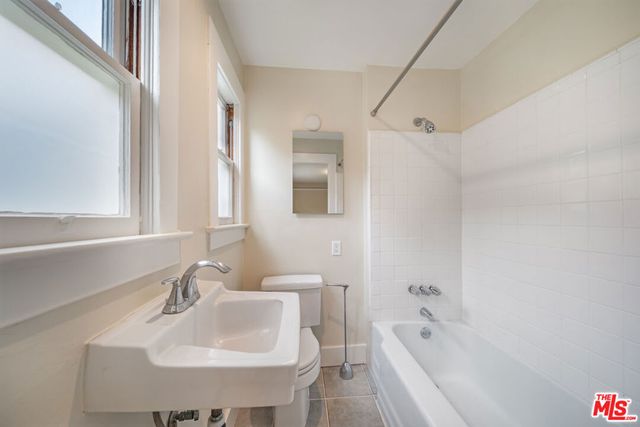 123 Wavecrest Avenue, Venice, CA 90291