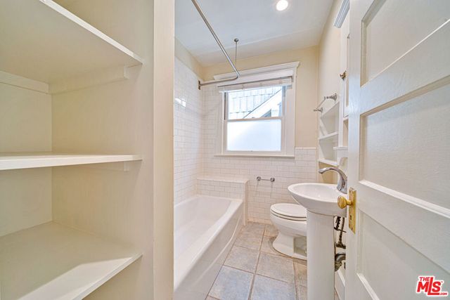 123 Wavecrest Avenue, Venice, CA 90291