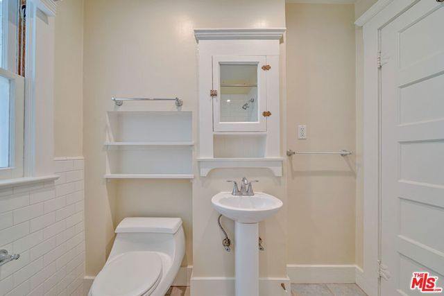 123 Wavecrest Avenue, Venice, CA 90291