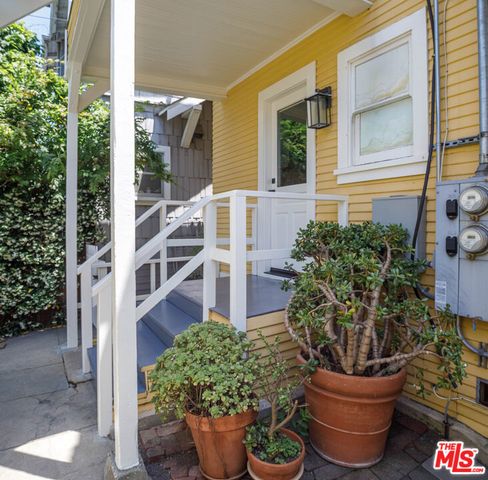 123 Wavecrest Avenue, Venice, CA 90291