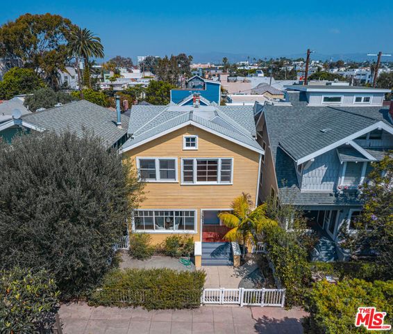 123 Wavecrest Avenue, Venice, CA 90291