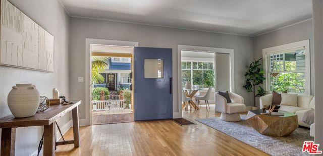 123 Wavecrest Avenue, Venice, CA 90291