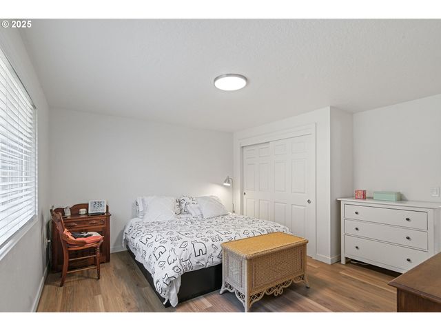 421 Sw LILLYBEN Ave, Gresham, OR 97080