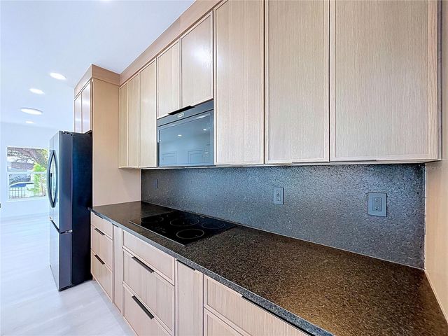 4601 QUEENSBORO AVENUE S, St Petersburg, FL 33712