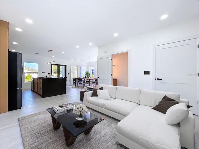 4601 QUEENSBORO AVENUE S, St Petersburg, FL 33712