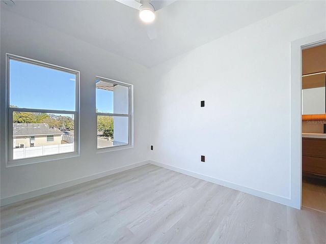 4601 QUEENSBORO AVENUE S, St Petersburg, FL 33712