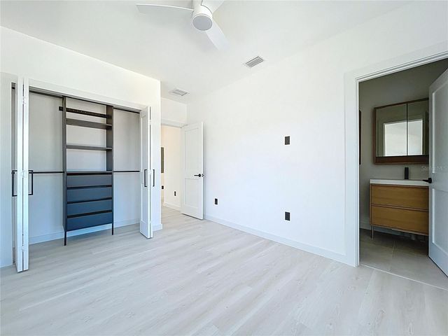 4601 QUEENSBORO AVENUE S, St Petersburg, FL 33712