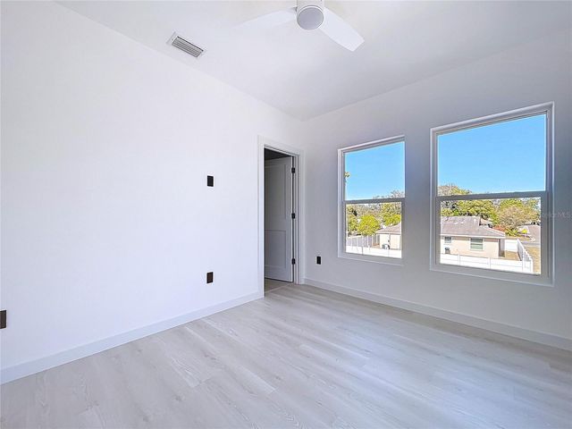 4601 QUEENSBORO AVENUE S, St Petersburg, FL 33712