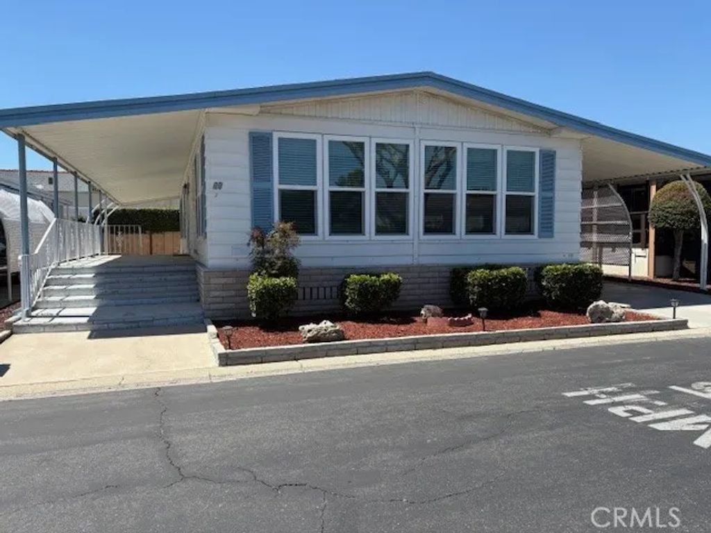 24701 Raymond 89, Lake Forest, CA 92630