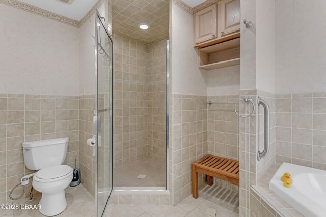 3326 S Peninsula Drive, Port Orange, FL 32127