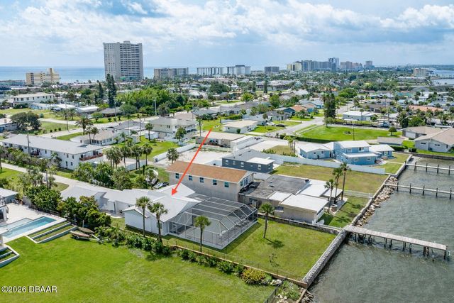 3326 S Peninsula Drive, Port Orange, FL 32127