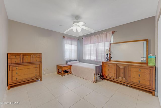 3326 S Peninsula Drive, Port Orange, FL 32127