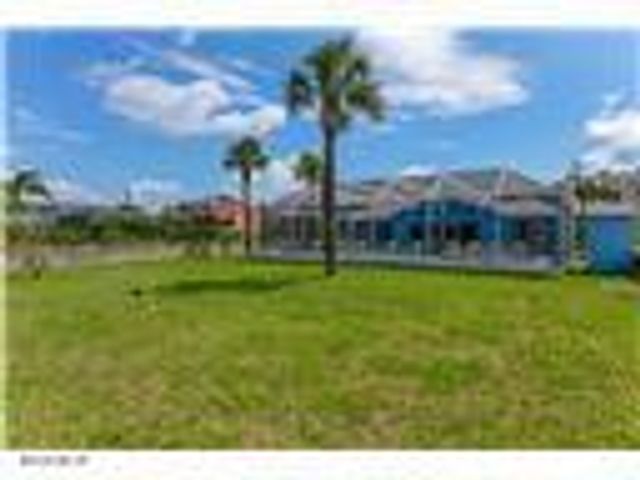 3326 S Peninsula Drive, Port Orange, FL 32127