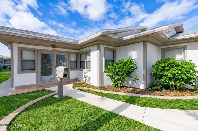 3326 S Peninsula Drive, Port Orange, FL 32127