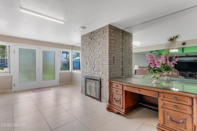 3326 S Peninsula Drive, Port Orange, FL 32127