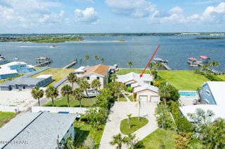 3326 S Peninsula Drive, Port Orange, FL 32127