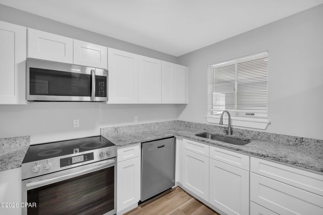 5009 Kendrick Street, Panama City, FL 32404