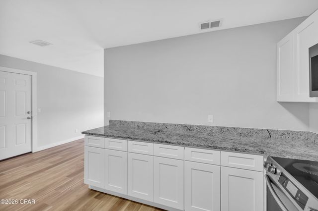 5009 Kendrick Street, Panama City, FL 32404