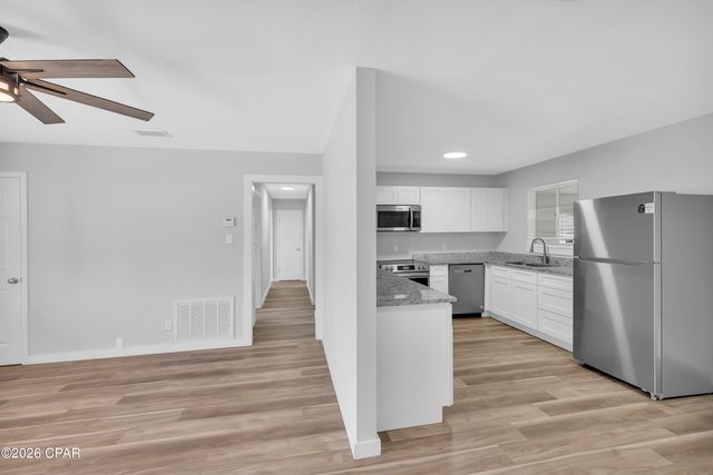 5009 Kendrick Street, Panama City, FL 32404