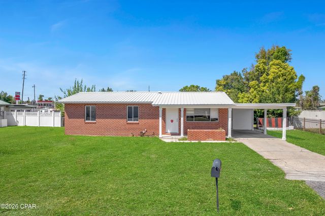 5009 Kendrick Street, Panama City, FL 32404