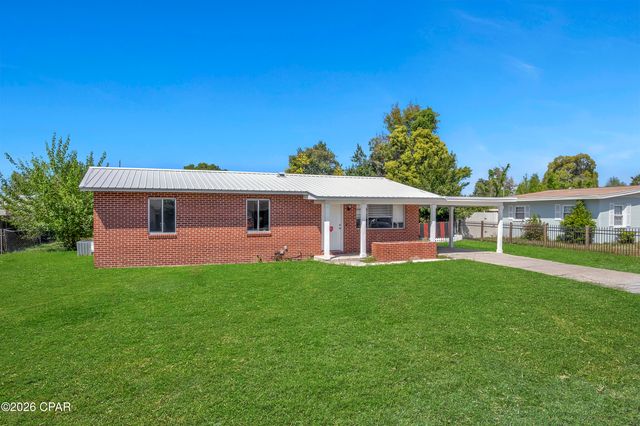 5009 Kendrick Street, Panama City, FL 32404