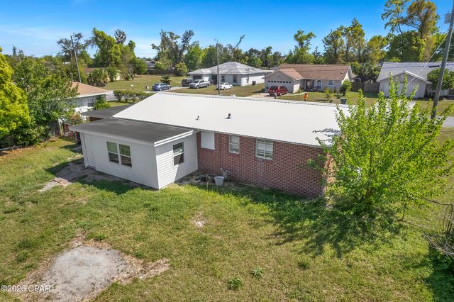 5009 Kendrick Street, Panama City, FL 32404