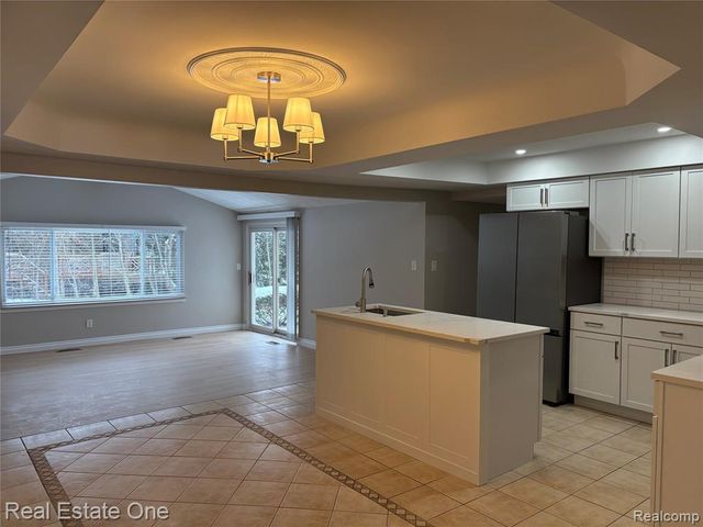 53314 Starlite Drive, Shelby Twp, MI 48316