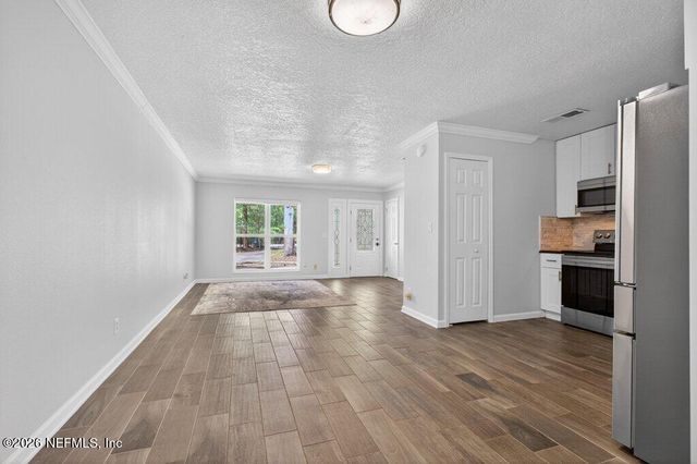 5220 TAN Street, Jacksonville, FL 32258