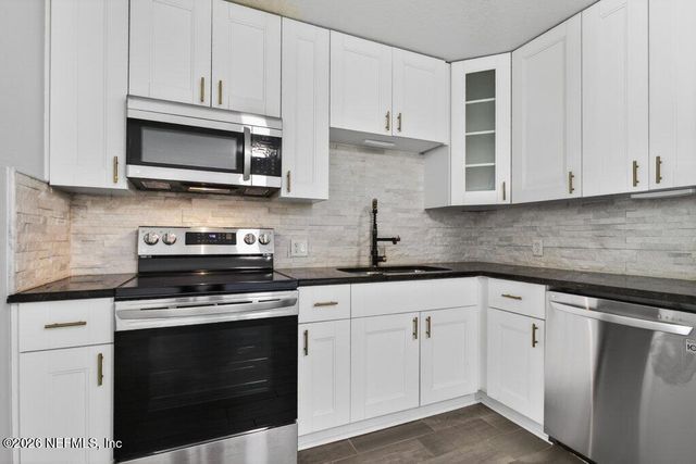 5220 TAN Street, Jacksonville, FL 32258