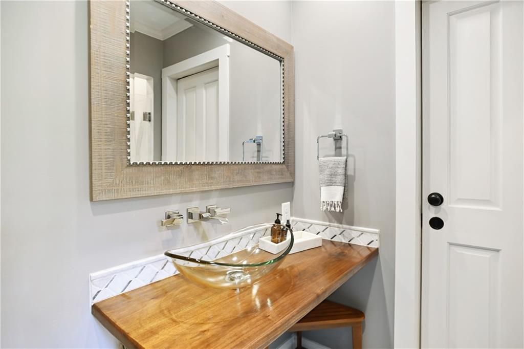 Image 31 of property listing at 2067 Fairhaven NE Circle, Atlanta, GA 30305