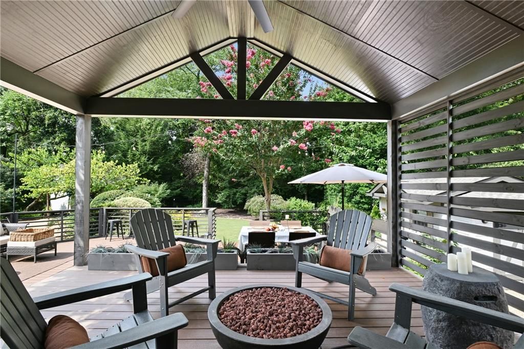 Image 33 of property listing at 2067 Fairhaven NE Circle, Atlanta, GA 30305