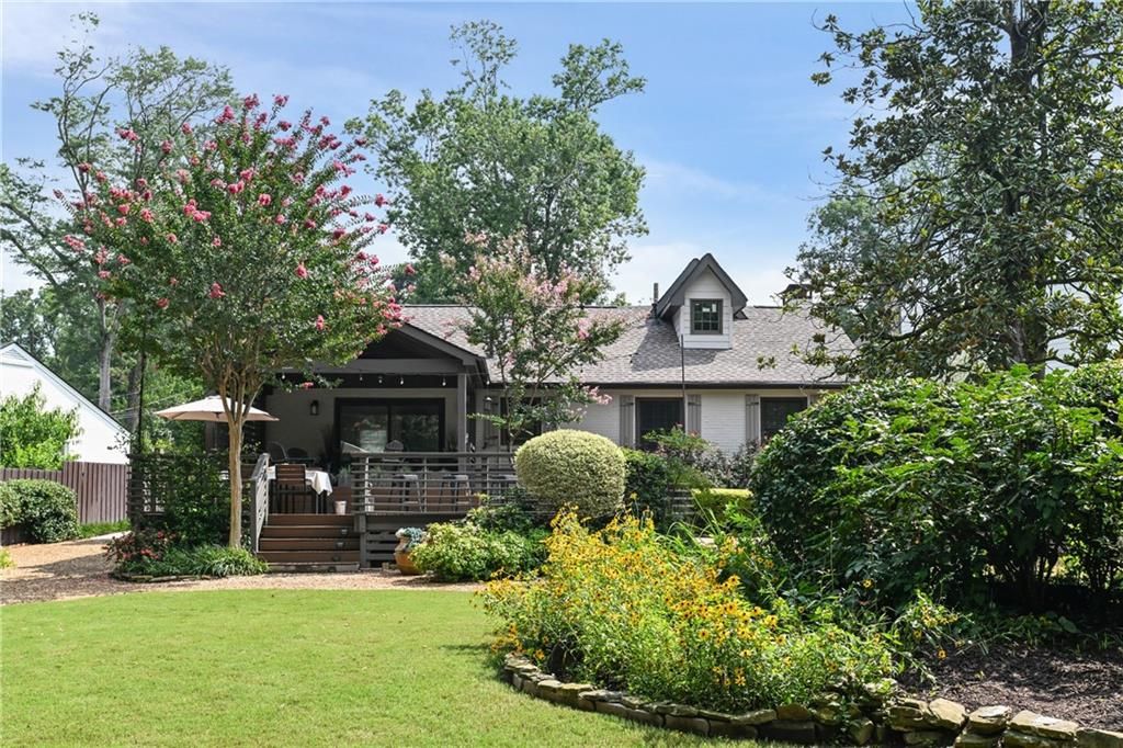 Image 42 of property listing at 2067 Fairhaven NE Circle, Atlanta, GA 30305