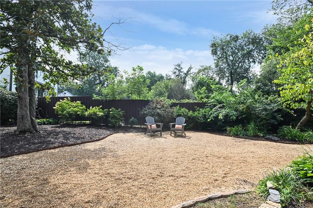 Image 44 of property listing at 2067 Fairhaven NE Circle, Atlanta, GA 30305