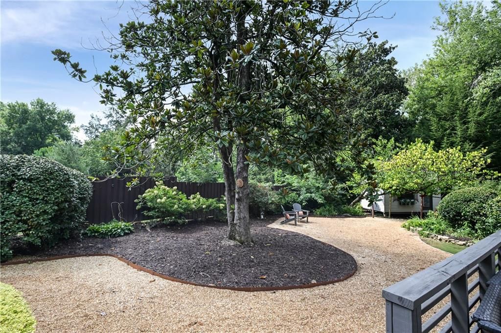 Image 46 of property listing at 2067 Fairhaven NE Circle, Atlanta, GA 30305