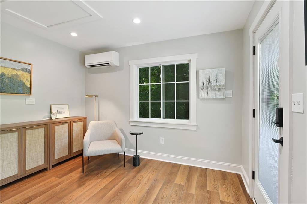 Image 52 of property listing at 2067 Fairhaven NE Circle, Atlanta, GA 30305