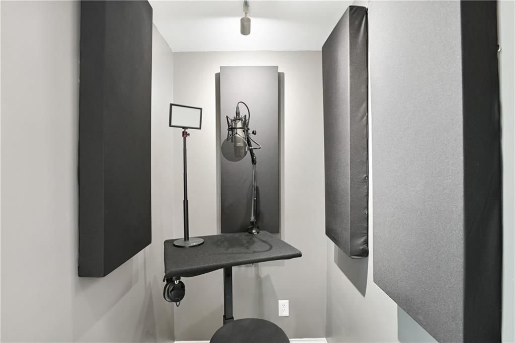 Image 53 of property listing at 2067 Fairhaven NE Circle, Atlanta, GA 30305