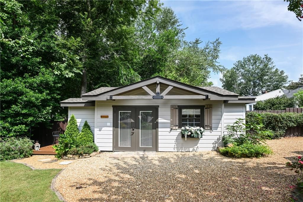 Image 60 of property listing at 2067 Fairhaven NE Circle, Atlanta, GA 30305