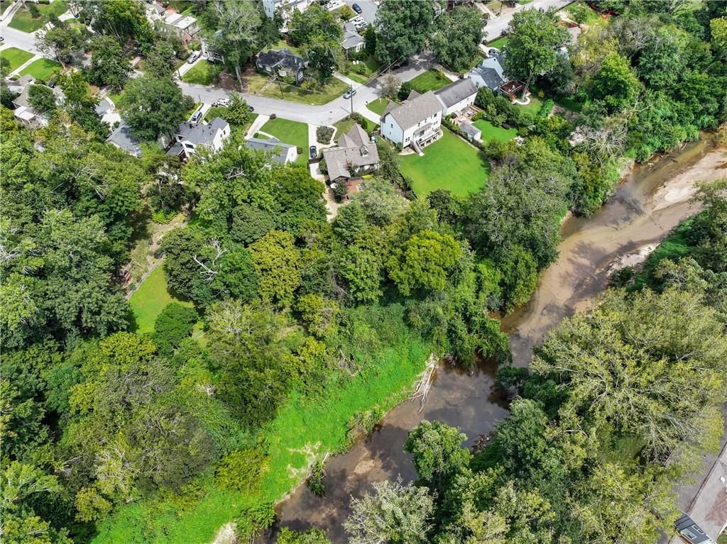 Image 72 of property listing at 2067 Fairhaven NE Circle, Atlanta, GA 30305