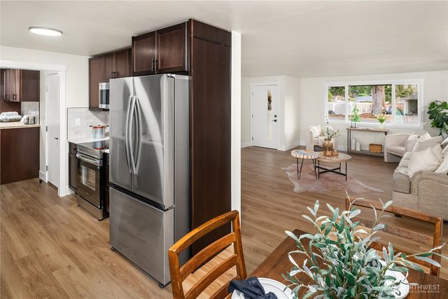 3827 120th Place NE, Marysville, WA 98270