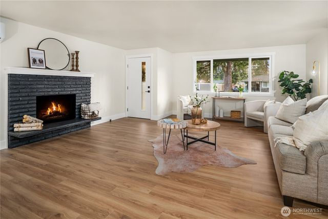 3827 120th Place NE, Marysville, WA 98270